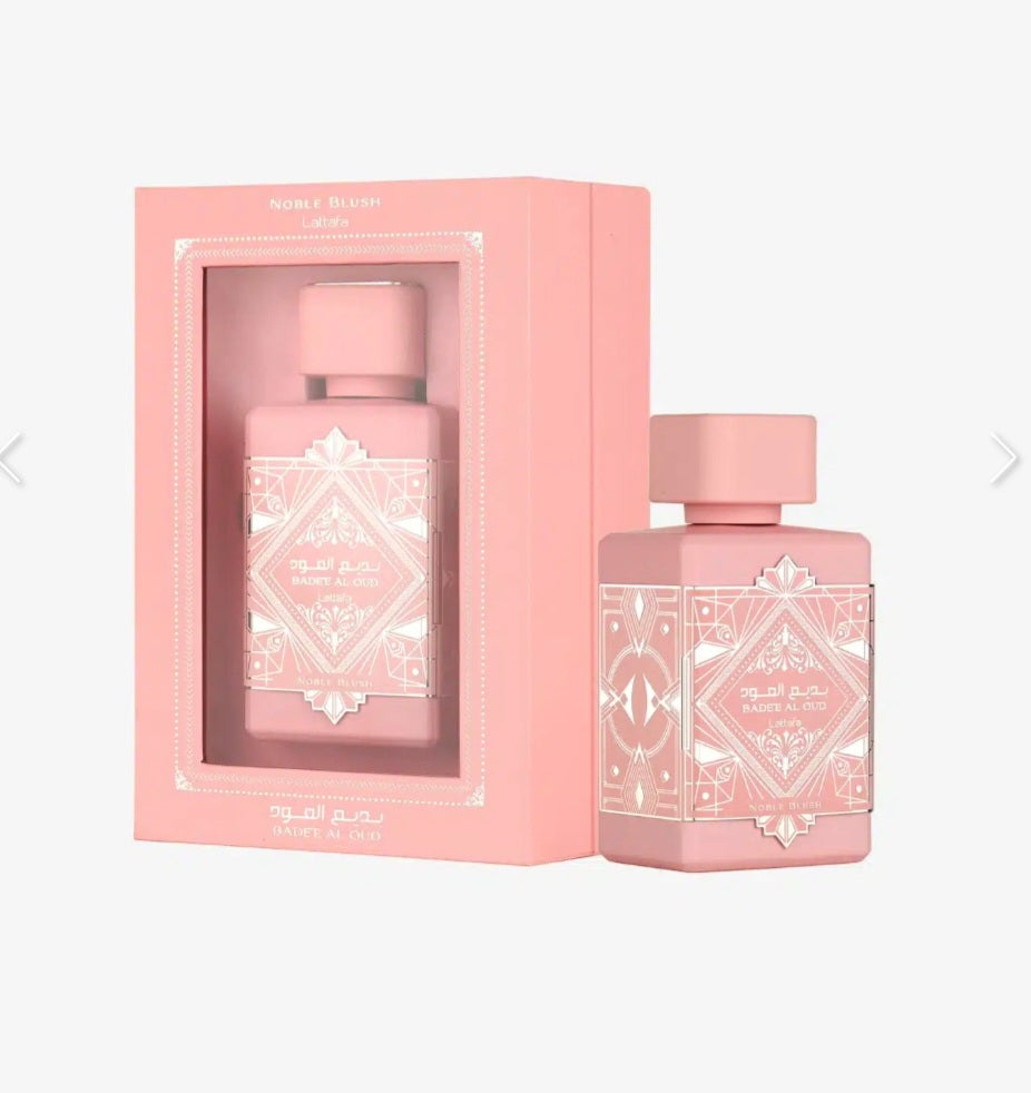 Bade'e al oud noble blush di Lattafa